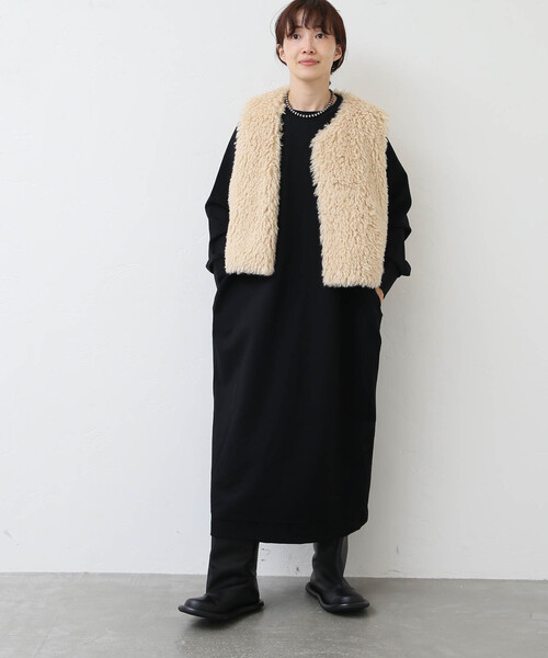 JOURNAL STANDARD LUXE(ジャーナルスタンダード ラックス)の「ポンチ クルーネックワンピース(ワンピース・レディース・ブラック・FREE)」の6枚目の写真