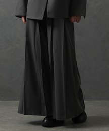 ELLUV（エルブ）の「【ELLUV/エルヴ】ノーブルクオリティーTR ルーズプリーツタック袴スラックス（スラックス）」