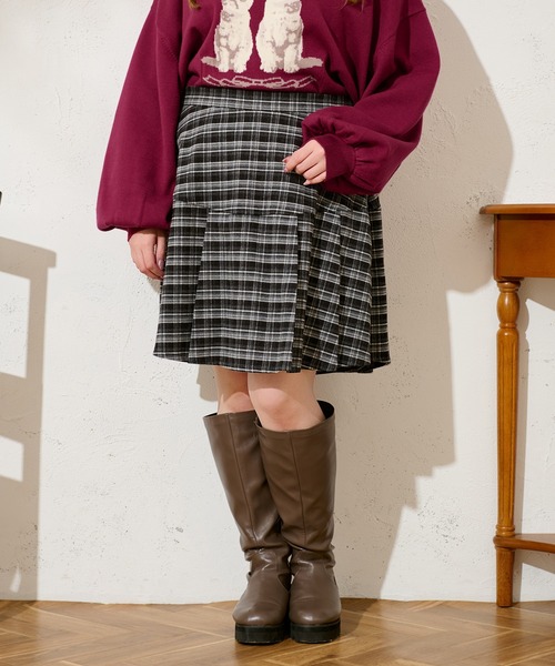 Louiosy(ルオシー)の「【大きいサイズ】チェックプリーツミニスカート(スカート・レディース・ピンク/ダークブラウン/ブラック・X-LARGE/3L/4L)」の2枚目の写真