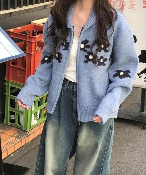 gossip!ロサンゼルス(ゴシップロサンゼルス)の「Y2K レトロ 小花柄ニットダブルジップカーディガン(ニット/セーター・レディース・オフホワイト/グレー/ブルー・FREE)」の4枚目の写真