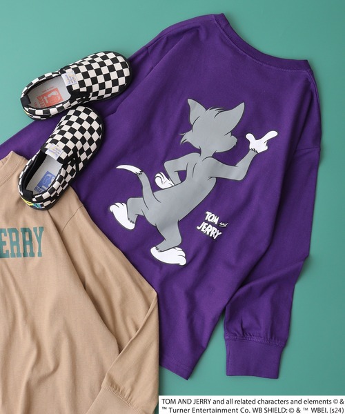 Tom&Jerry(トムアンドジェリー)の「TOM&JERRY バックプリント オーバーTシャツ KIDS(Tシャツ/カットソー・キッズ・チャコール/ベージュ/パープル/オフホワイト/杢グレー/ダークグリーン/ホワイト系1/ブラック/オレンジ/ベージュ系1/ホワイト系3/チャコールグレー/ネイビー/ダークグリーン系1/ブラック系1/ホワイト系2・120/130/140/150/160/110)」の1枚目の写真