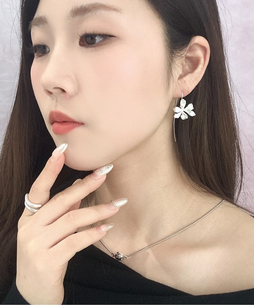 Burner(バーナー)の「【OKUOKU 0909】ボリュームフラワー ピアス 両耳用 oku-pierce-802554980436-11 y【RBTS】(ピアス(両耳用)・レディース・シルバー/ゴールド・FREE)」の13枚目の写真
