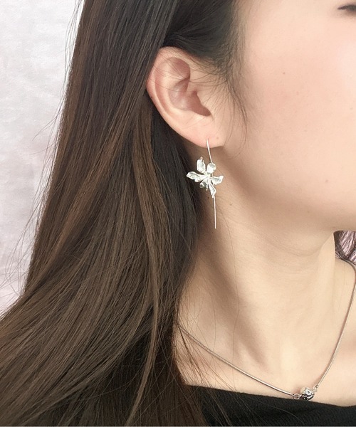 Burner(バーナー)の「【OKUOKU 0909】ボリュームフラワー ピアス 両耳用 oku-pierce-802554980436-11 y【RBTS】(ピアス(両耳用)・レディース・シルバー/ゴールド・FREE)」の7枚目の写真