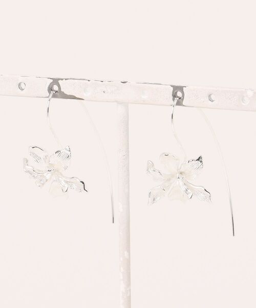 Burner(バーナー)の「【OKUOKU 0909】ボリュームフラワー ピアス 両耳用 oku-pierce-802554980436-11 y【RBTS】(ピアス(両耳用)・レディース・シルバー/ゴールド・FREE)」の10枚目の写真