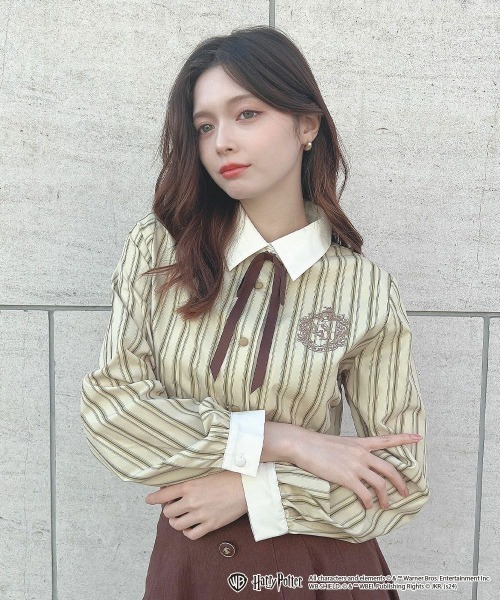 F i.n.t(フィント)の「マルチストライプシャツ/ハリー・ポッター(シャツ/ブラウス・レディース・ネイビー/ボルドー/グリーン/ブラウン×イエロー・FREE)」の2枚目の写真