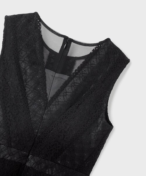 GRACE CONTINENTAL(グレースコンチネンタル)の「レースパッチワークドレス(ドレス・レディース・ブラック/グレー・38/36)」の9枚目の写真