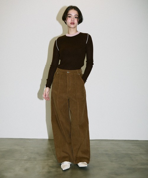 Clum（クルム）の「color pattern bottle neck knit tops / 配色ポイントボトルネックニットトップス（Tシャツ/カットソー・レディース・サックスブルー/ブラウン・FREE）」の9枚目の写真