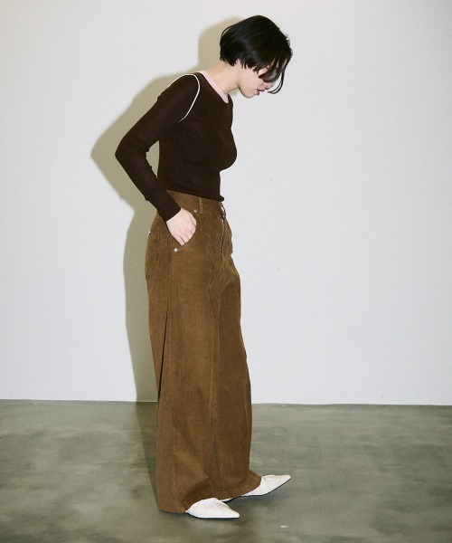Clum（クルム）の「color pattern bottle neck knit tops / 配色ポイントボトルネックニットトップス（Tシャツ/カットソー・レディース・サックスブルー/ブラウン・FREE）」の14枚目の写真
