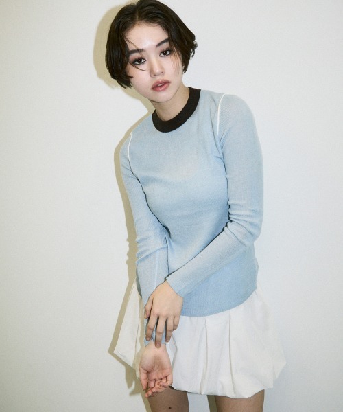 Clum（クルム）の「color pattern bottle neck knit tops / 配色ポイントボトルネックニットトップス（Tシャツ/カットソー・レディース・サックスブルー/ブラウン・FREE）」の17枚目の写真