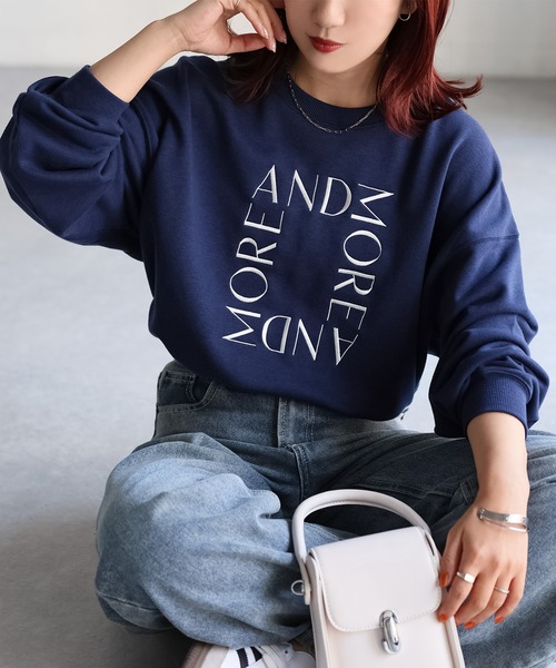 Riberry(リベリー)の「スクエアロゴ刺繍スウェット(スウェット・レディース・ネイビー×ホワイト/ホワイト系/ライトグレー系/ブラック×ホワイト・FREE)」の2枚目の写真