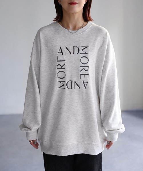 Riberry(リベリー)の「スクエアロゴ刺繍スウェット(スウェット・レディース・ネイビー×ホワイト/ホワイト系/ライトグレー系/ブラック×ホワイト・FREE)」の8枚目の写真