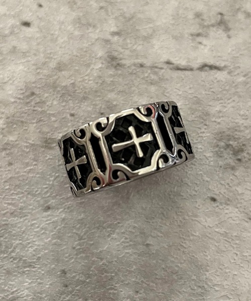 SPINNS（スピンズ）の「メタルリング/連クロス（リング・メンズ・シルバー・9）」の4枚目の写真