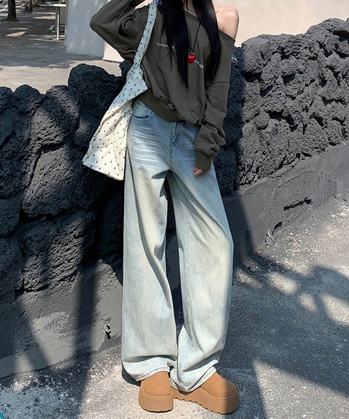 aimoha(アイモハ)の「ダメージデニムワイドパンツ(デニムパンツ・レディース・ライトブルー・LARGE/MEDIUM/SMALL/X-SMALL)」の13枚目の写真