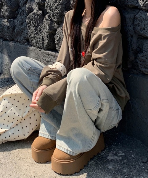 aimoha(アイモハ)の「ダメージデニムワイドパンツ(デニムパンツ・レディース・ライトブルー・LARGE/MEDIUM/SMALL/X-SMALL)」の14枚目の写真