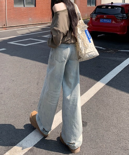 aimoha(アイモハ)の「ダメージデニムワイドパンツ(デニムパンツ・レディース・ライトブルー・LARGE/MEDIUM/SMALL/X-SMALL)」の6枚目の写真