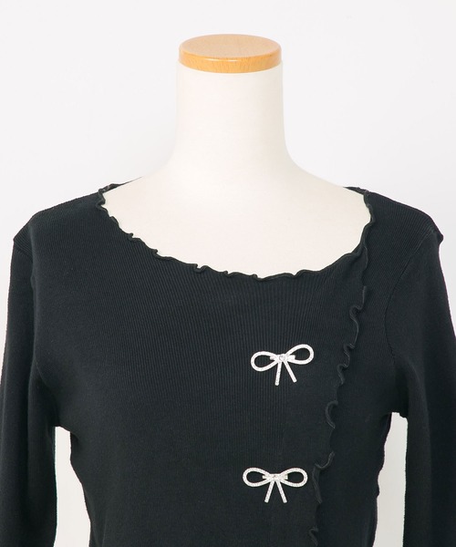 Diable baiser(ディアブルベーゼ)の「キラキラリボンパーツ付リブカットソートップス【大きいサイズ有】(Tシャツ/カットソー・レディース・ブラック/ホワイト・LL/LARGE/MEDIUM/SMALL)」の11枚目の写真
