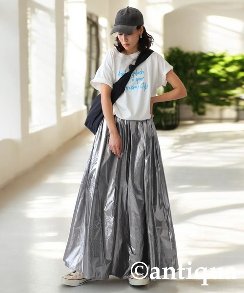 antiqua(アンティカ)の「メタリックフレアスカート(スカート・レディース・シルバー/ブラック・ONESIZE)」の12枚目の写真