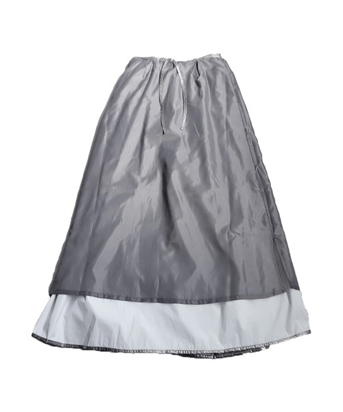 antiqua(アンティカ)の「メタリックフレアスカート(スカート・レディース・シルバー/ブラック・ONESIZE)」の16枚目の写真
