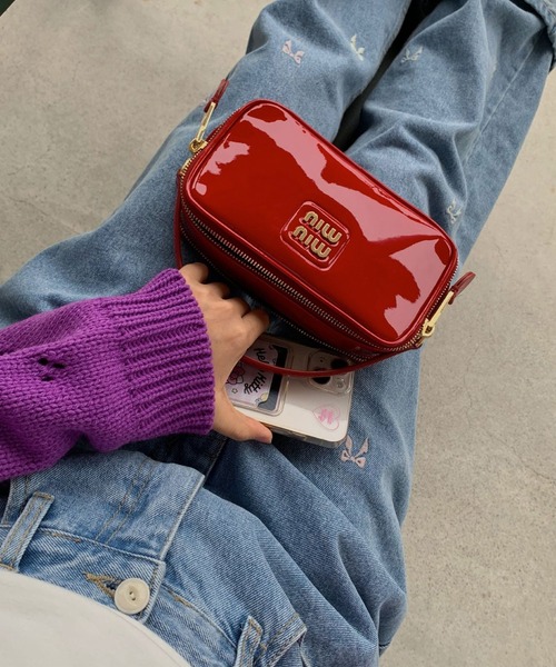 Mejoul(メジュール)の「リボン柄刺繍ボーイフレンドハイウエストストレートデニム(デニムパンツ・レディース・ブルー・L/M/S)」の2枚目の写真