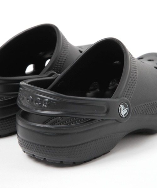 【しろ※プロフィール必読】 ブラック クロッグサンダル クロックス（crocs）サンダル クラシック ジオメトリック