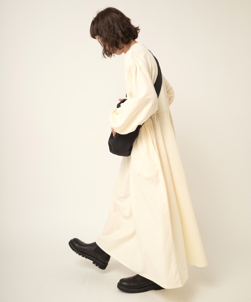 RNA-N(アールエヌエーエヌ)の「M2403 天竺布帛コンビワンピース(ワンピース・レディース・ブルーパープル/ブラック/アイボリー・FREE)」の17枚目の写真