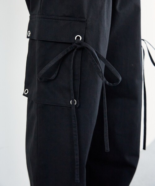 PUBLUX（パブリュクス）の「PUBLUX/パブリュクス リボン付きワークワイドパンツ　限定展開（その他パンツ・レディース・ブラック/ベージュ・S/M）」の7枚目の写真