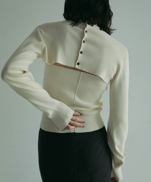 anuke(アンヌーク)の「Layered Knit Combi(ニット/セーター・レディース・チャコールグレー/アイボリー/モカ・FREE)」の5枚目の写真