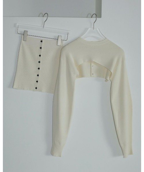 anuke(アンヌーク)の「Layered Knit Combi(ニット/セーター・レディース・チャコールグレー/アイボリー/モカ・FREE)」の9枚目の写真