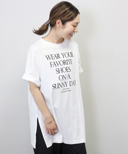 Aletta vita（アレッタビータ）の「綿天竺サイドスリットロゴワイドプルオーバー（Tシャツ/カットソー・レディース・オフホワイト/ブラック・FREE）」の9枚目の写真
