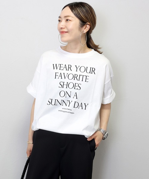 Aletta vita（アレッタビータ）の「綿天竺サイドスリットロゴワイドプルオーバー（Tシャツ/カットソー・レディース・オフホワイト/ブラック・FREE）」の6枚目の写真