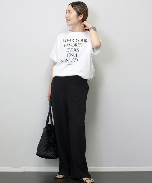 Aletta vita（アレッタビータ）の「綿天竺サイドスリットロゴワイドプルオーバー（Tシャツ/カットソー・レディース・オフホワイト/ブラック・FREE）」の12枚目の写真