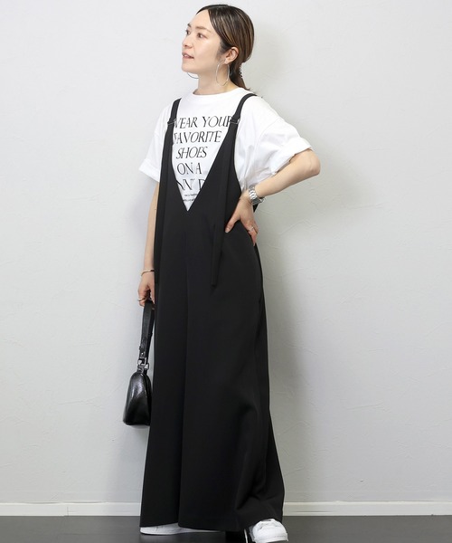 Aletta vita（アレッタビータ）の「綿天竺サイドスリットロゴワイドプルオーバー（Tシャツ/カットソー・レディース・オフホワイト/ブラック・FREE）」の13枚目の写真