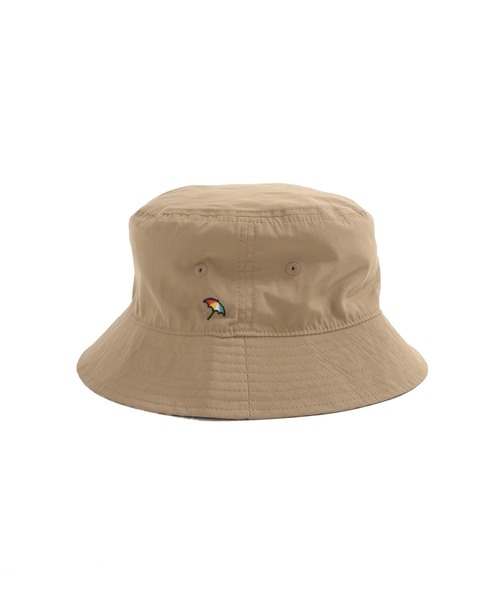 Arnold Palmer（アーノルドパーマー）の「リバーシブル シェア バケットハット（キャップ・レディース・ベージュ/ネイビー・F）」の6枚目の写真