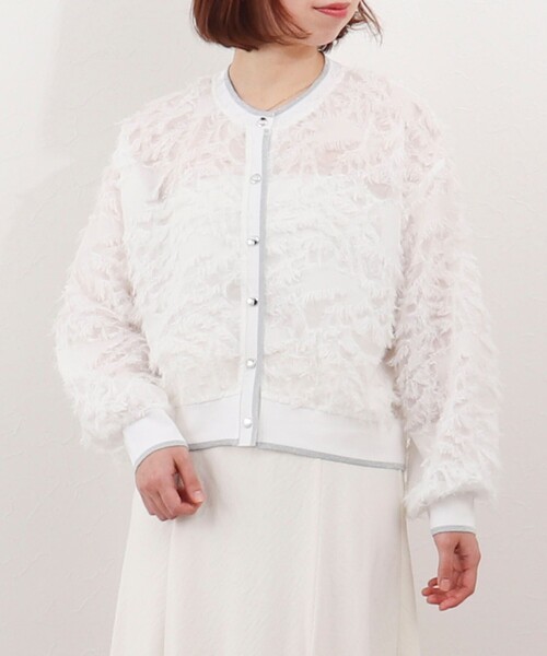 MICO COULIER（ミコクリエ）の「《オケージョン対応》フリンジクルーネックカーディガン（カーディガン/ボレロ・レディース・キナリ/ブラック/オフホワイト・38）」の2枚目の写真