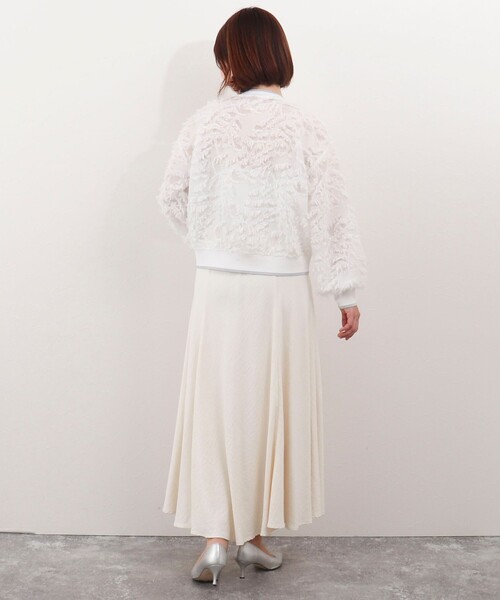 MICO COULIER（ミコクリエ）の「《オケージョン対応》フリンジクルーネックカーディガン（カーディガン/ボレロ・レディース・キナリ/ブラック/オフホワイト・38）」の7枚目の写真