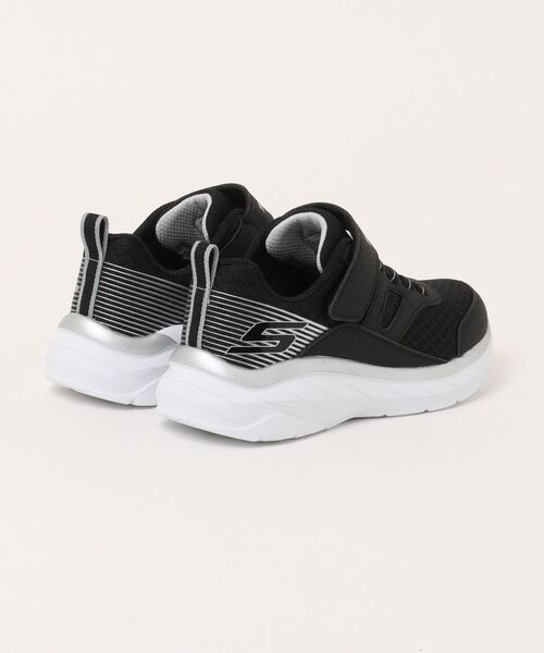 SKECHERS(スケッチャーズ)の「《SKECHERS》BOUNDLESS(スニーカー・キッズ・ブラック×シルバー/ブラック×イエロー・19.0cm/19.5cm/20.0cm/20.5cm/21.0cm/21.5cm/22.0cm/22.5cm/23.0cm/23.5cm)」の3枚目の写真