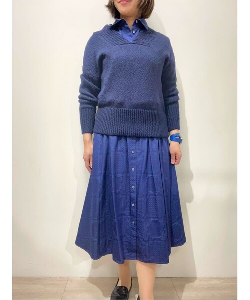 BROOKS BROTHERS（ブルックスブラザーズ）の「コットン オーバーサイズ Vネックセーター（ニット/セーター・レディース・ネイビー・LARGE/MEDIUM/SMALL/X-SMALL）」の8枚目の写真