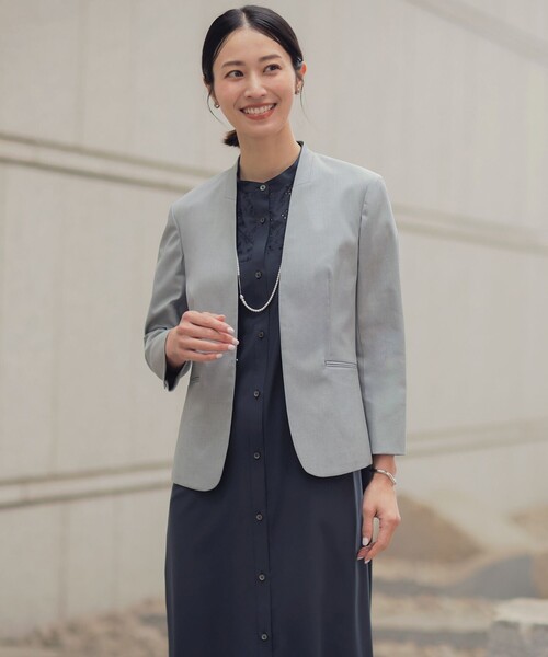 J.PRESS(ジェイプレス)の「【セットアップ対応・人気素材】コットンFITTY ノーカラー ジャケット(ノーカラージャケット・レディース・ネイビー系/ベージュ系/ライトグレー系・T13/T17/T15)」の22枚目の写真