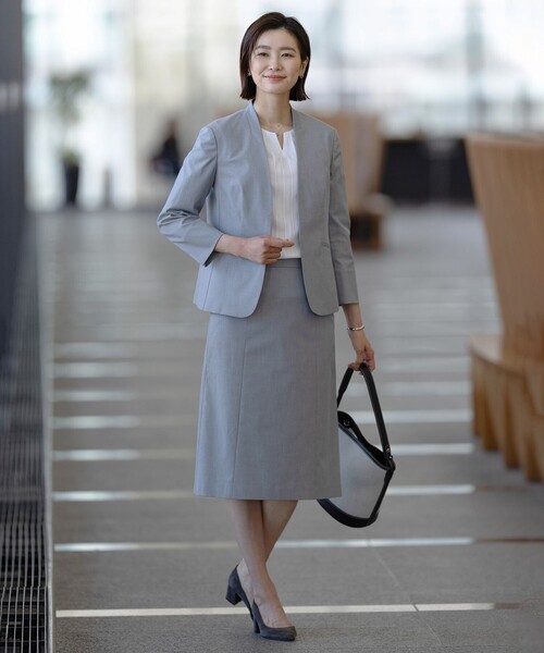 J.PRESS(ジェイプレス)の「【セットアップ対応・人気素材】コットンFITTY ノーカラー ジャケット(ノーカラージャケット・レディース・ネイビー系/ベージュ系/ライトグレー系・T13/T17/T15)」の16枚目の写真