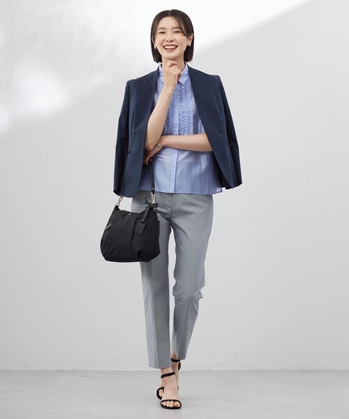 J.PRESS(ジェイプレス)の「【セットアップ対応・人気素材】コットンFITTY ノーカラー ジャケット(ノーカラージャケット・レディース・ネイビー系/ベージュ系/ライトグレー系・T13/T17/T15)」の6枚目の写真