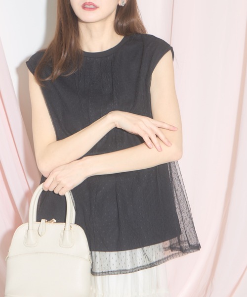 tocco closet(トッコ クローゼット)の「【ZOZO限定】スリーブレスドットチュールトップス(シャツ/ブラウス・レディース・ブラック/ネイビー/オフホワイト・M)」の1枚目の写真
