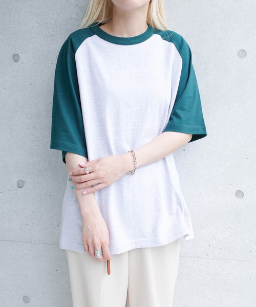 United Athle(ユナイテッドアスレ)の「【CBT1】【United Athle】5.6オンス ラグランスリーブ Tシャツ 5041(Tシャツ/カットソー・メンズ・ベージュ系その他/グリーン系その他/ホワイト×ブラック・MEDIUM/LARGE/X-LARGE/SMALL)」の2枚目の写真