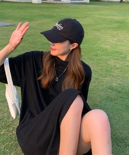 LETee（レティー）の「ティーシャツワンピース（Tシャツ/カットソー・レディース・マスタード/ブラウン/ブラック/ホワイト・FREE）」の14枚目の写真