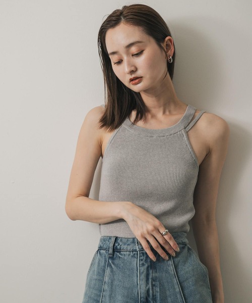 SENSE OF PLACE by URBAN RESEARCH(センスオブプレイスバイアーバンリサーチ)の「ダブルストラップカップツキニットタンク(タンクトップ・レディース・ブラック/グレー/オフホワイト・ONE)」の13枚目の写真