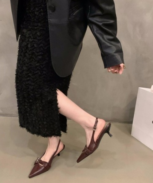 Mela(メラ)の「ベルテッドスリングバックパンプス(パンプス・レディース・ワインレッド/シルバー/ブラック・36/37/38/39)」の10枚目の写真