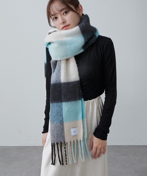 Lui's（ルイス）の「ソフトタッチボリュームロングチェックマフラー（マフラー・メンズ・スカイブルー/ブラウン・FREE）」の16枚目の写真