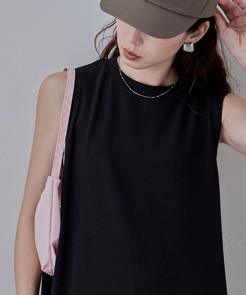 etoll.(エトル)の「ふくれジャガードマキシワンピース(ワンピース・レディース・ブラック/チャコール・M~L)」の8枚目の写真