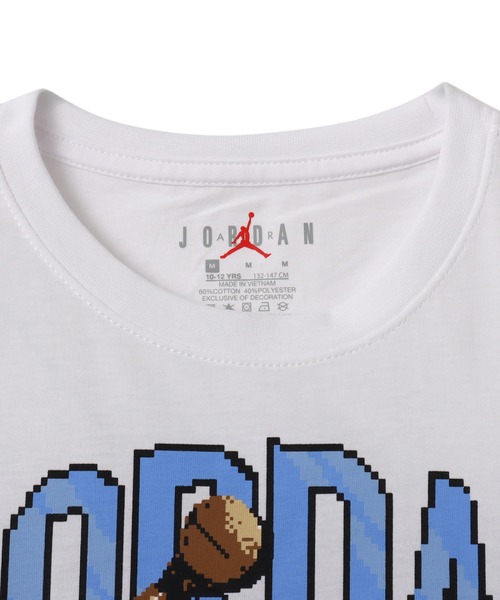 JORDAN BRAND(ジョーダンブランド)の「JORDAN BRAND JDB CUSTOMIZED AIR DIGI TEE / ジョーダン ブランド カスタマイズド エア デジ T / NIKE【SP】(Tシャツ/カットソー・キッズ・ホワイト/ブラック・S/M/L/XL)」の3枚目の写真