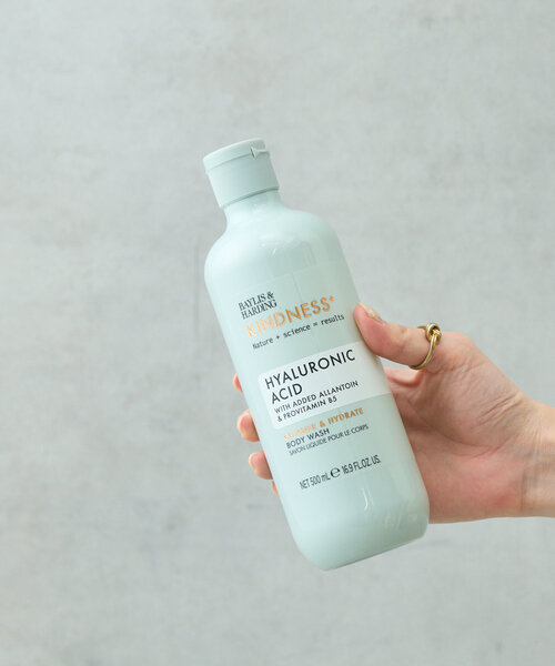 BIRTHDAY BAR（バースデイバー）の「【KINDNESS+】 美容成分配合 ボディウォッシュ（石鹸/ボディソープ・レディース・イエロー/ブルー系その他・0）」の2枚目の写真