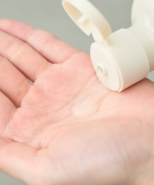 BIRTHDAY BAR（バースデイバー）の「【KINDNESS+】 美容成分配合 ボディウォッシュ（石鹸/ボディソープ・レディース・イエロー/ブルー系その他・0）」の6枚目の写真